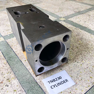 TNB230 Suku Cadang Pemutus Hidrolik Kepala Depan Silinder Palu Hidrolik Untuk Mesin Konstruksi
